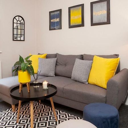 Stylish And Most Central 2 Bed -Free Parking Йорк Экстерьер фото